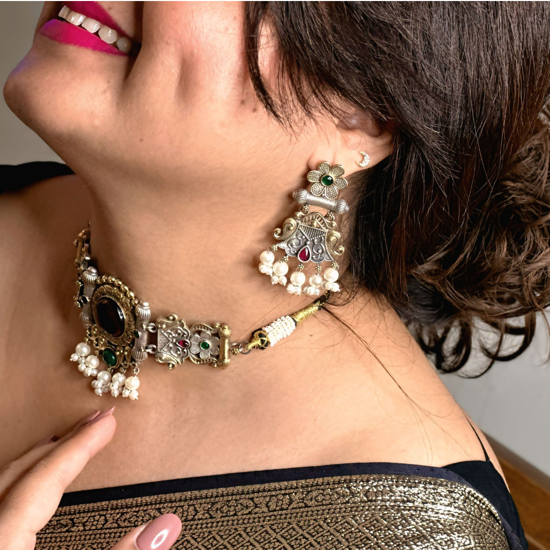 Choker Set with Pearl Hangings